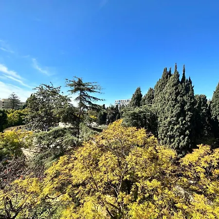 Center Of - Eaw Homes Apartment *